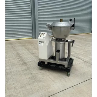 UM24A Vertical Cutter/Mixer